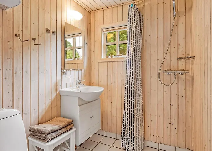 Semesterbostad Amazing In Oksbol With Wifi Oksbøl